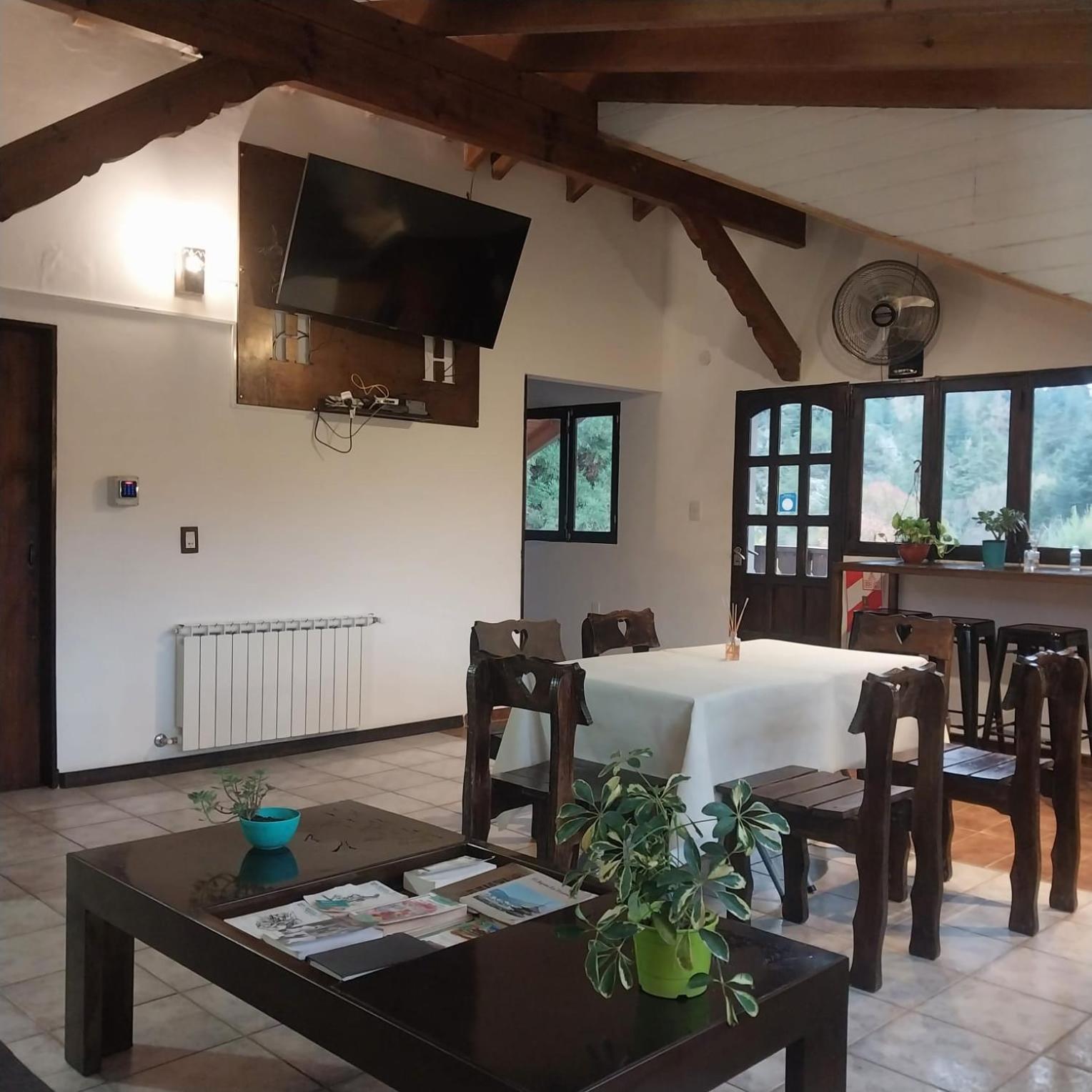 Cucu Haus Hostel La Cumbrecita Luaran gambar